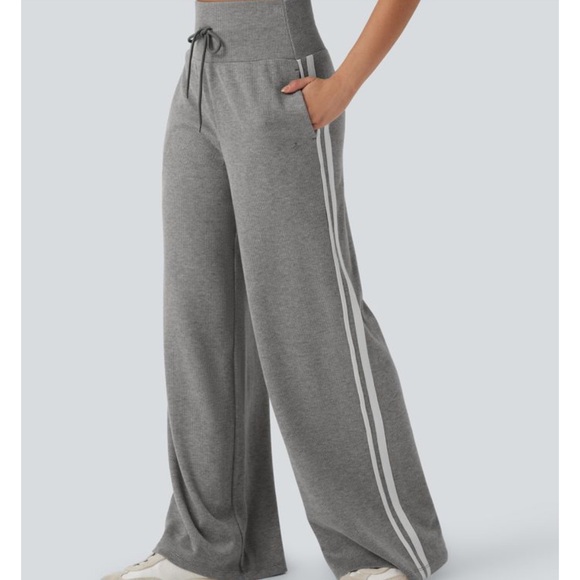 HALARA Pants - NWOT Halara ribbed high waisted wide leg lounge pants size small grey